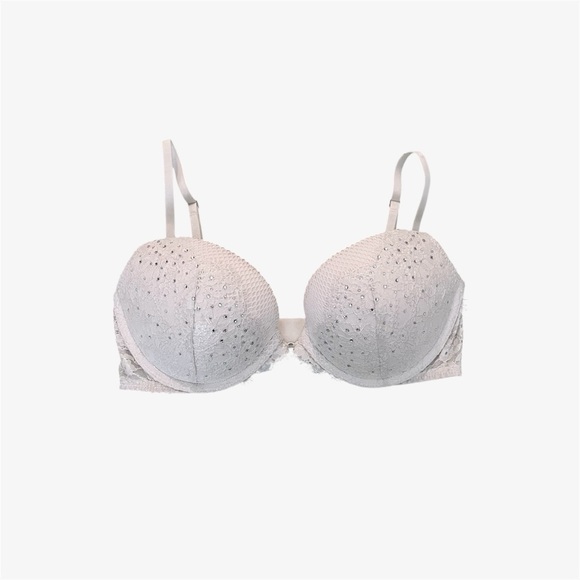 Bundle of 6 Bras - Picture 9 of 16